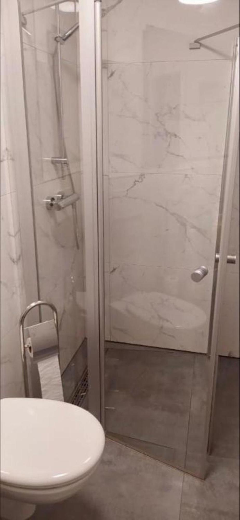 Schoenes Erwachen Im Frankfurter Penthouse Frankfurt am Main Exterior foto